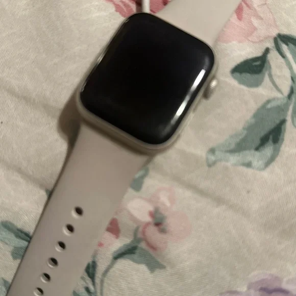 Apple Watch SE